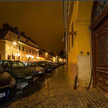 Mary Apartment Old Town Braşov Esterno foto