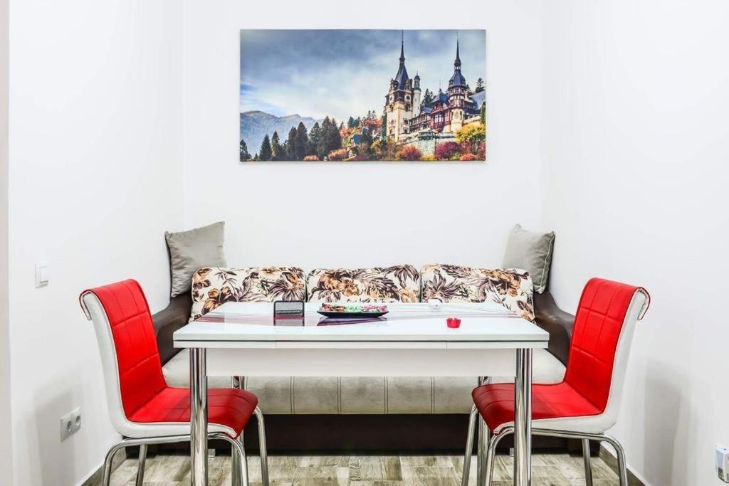 Mary Apartment Old Town Braşov Esterno foto